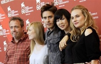 El director belga Jaco Van Dormael, la actriz canadiense Sarah Polley, el actor norteamericano Jared Leto, la actriz vietnamita Linh-Dan Pham y la alemana Diane Kruger  son parte de ' Mr. Nobody  film que aspira al "León de Oro"